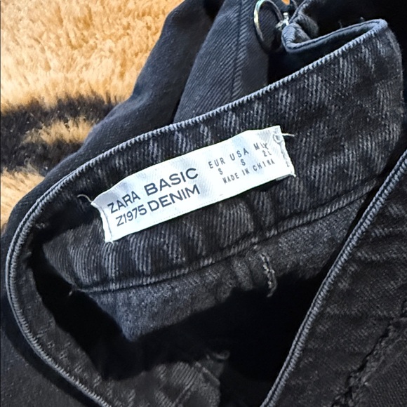 Zara Black Denim Skirt - Picture 3 of 5